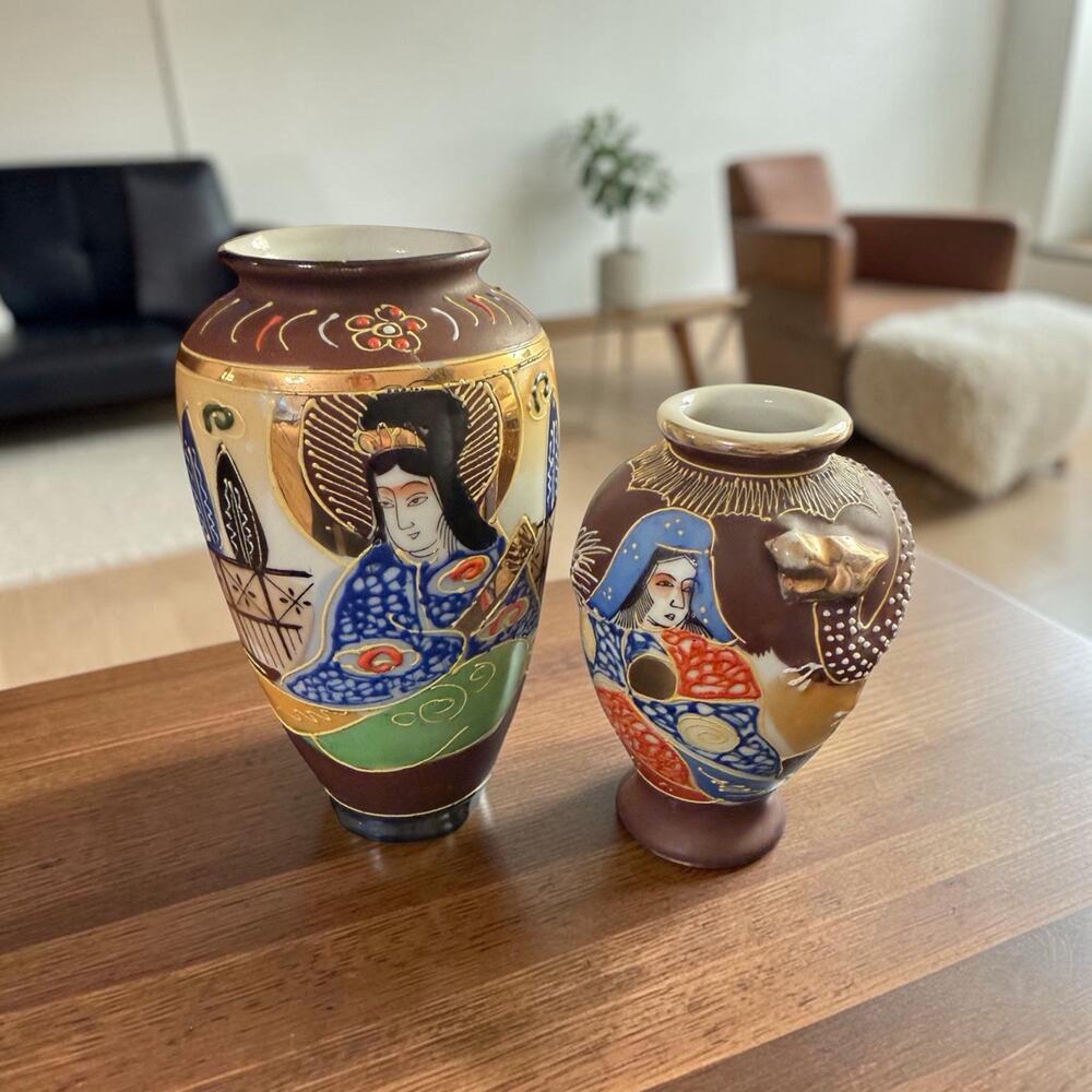 Vintage SET Of 2 Japanese Moriage Vases Dragon Hand Painted Japan Gold 3D 4048